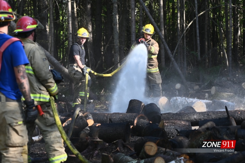 Alerte risque d'incendie - La SOPFEU demande l'aide des citoyens / Feux de  forêt en cours 