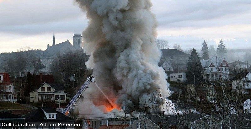 incendie majeur au centre-ville de Ste-Georges de Beauce - Une personne manque à l'appel (PHOTOS ET VIDÉO)
