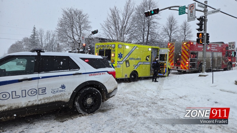 QUÉBEC - Intervention incendie sur la rue du Vignoble à Charlesbourg 