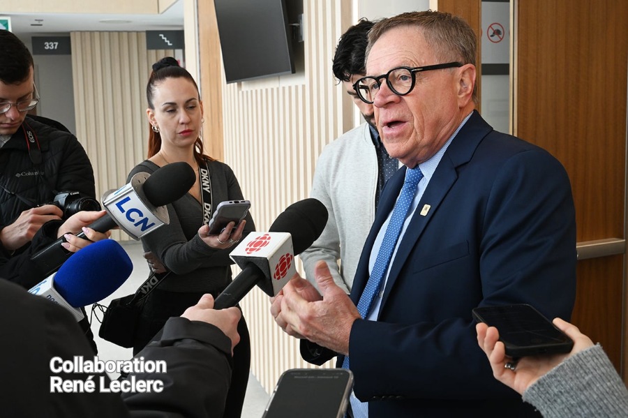 Messenger creation 7DC7A10C D54D 46F3 975E 3BC315252A4D1W