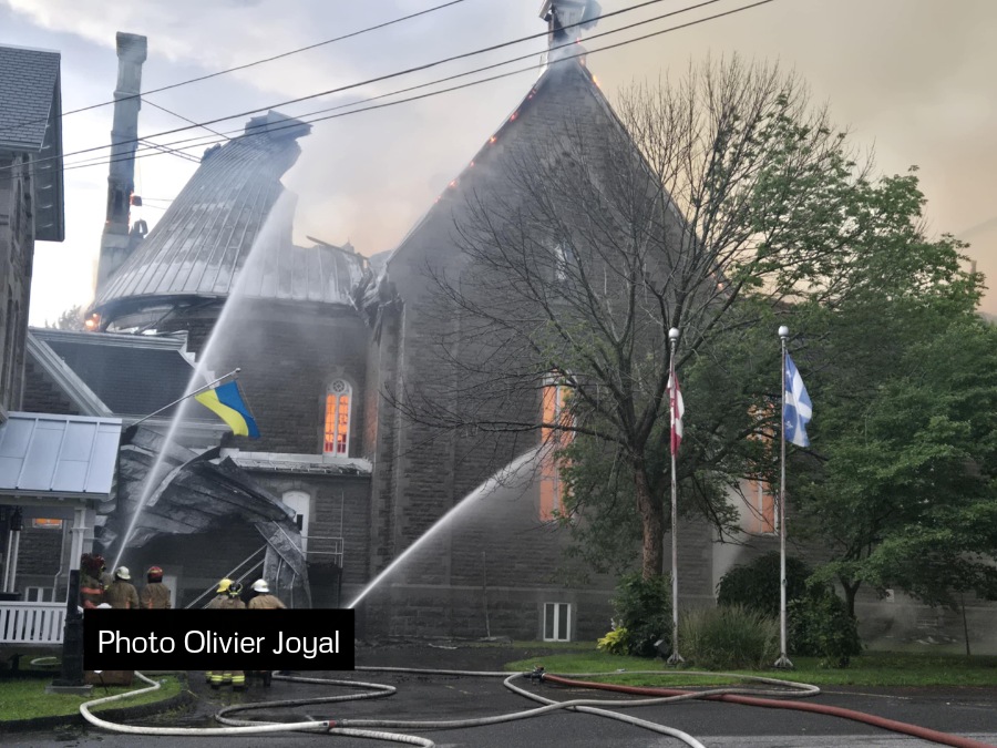 Messenger creation F2689173 18C6 439F 91A1 2ED40EBD89891W