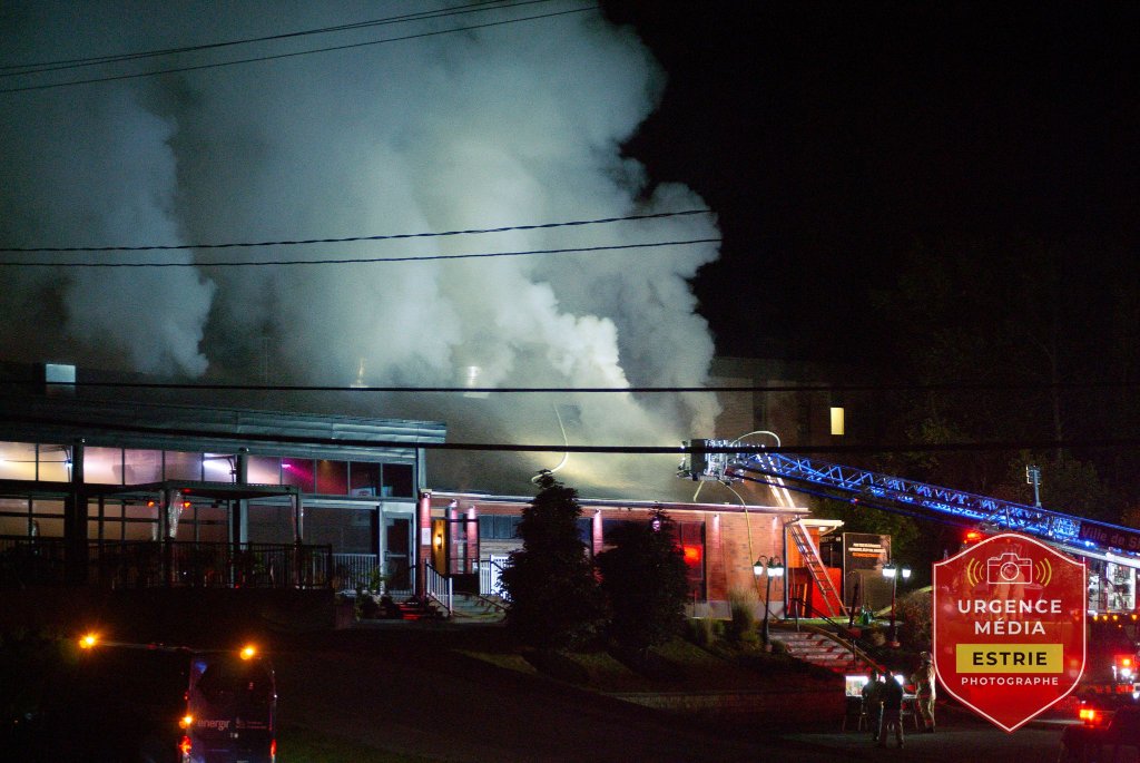 Nuit mouvementée à Sherbrooke : deux incendies suspects à une heure d’intervalle